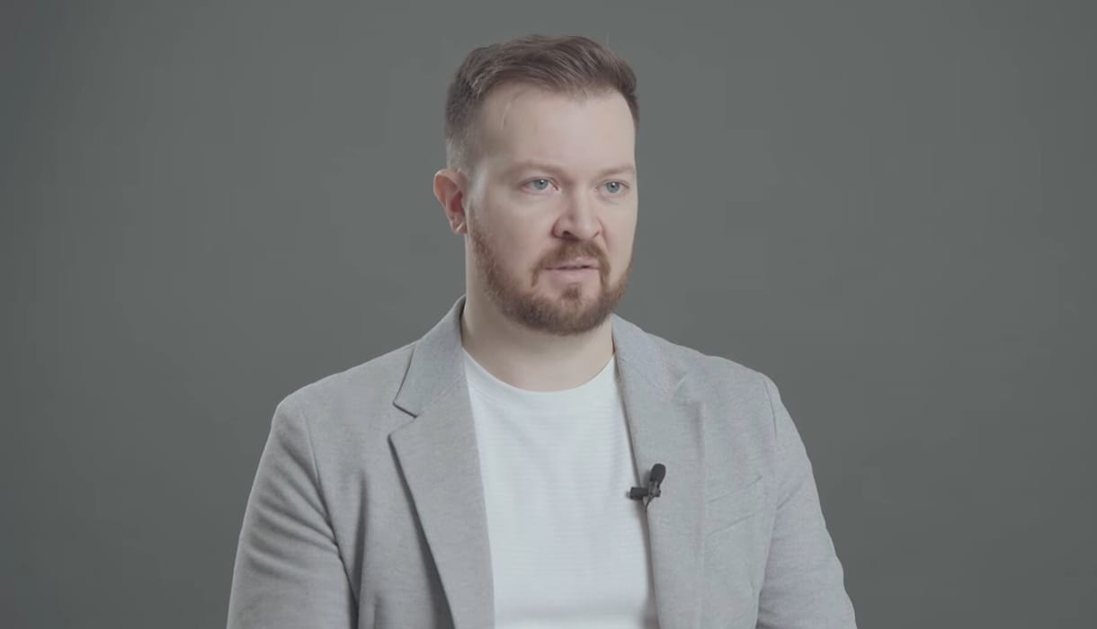 Hűnek maradni az eskühöz