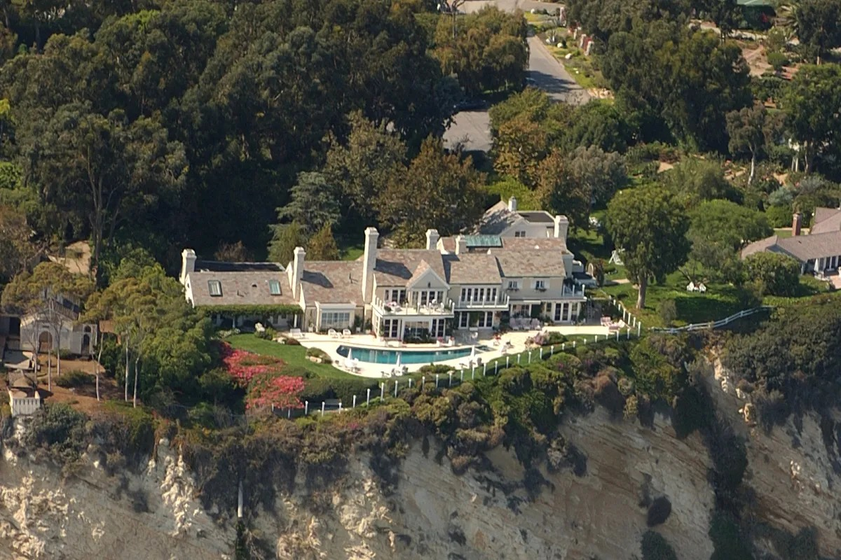 A Streisand-effektus