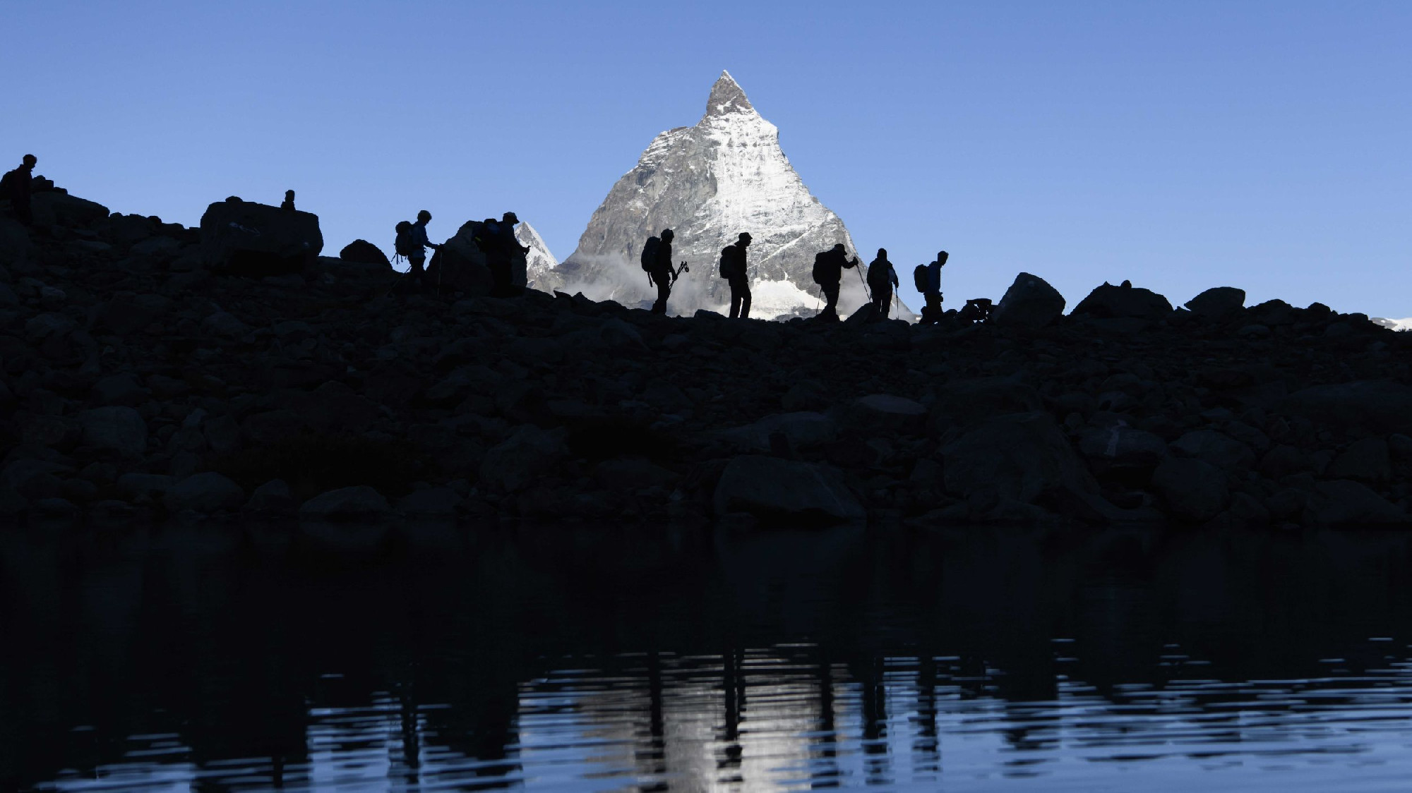 Csupasz lett a Matterhorn teteje – ez rossz előjel a gleccserekre nézve
